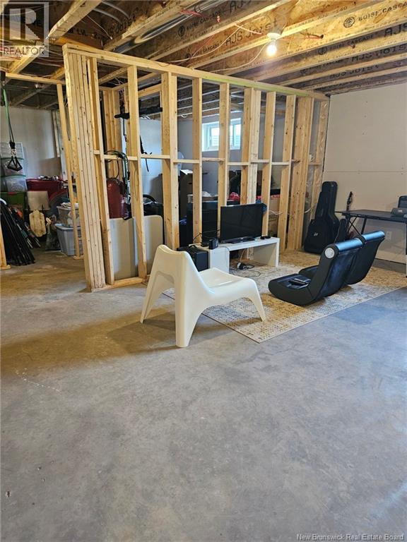94 Salengro Crescent - 36