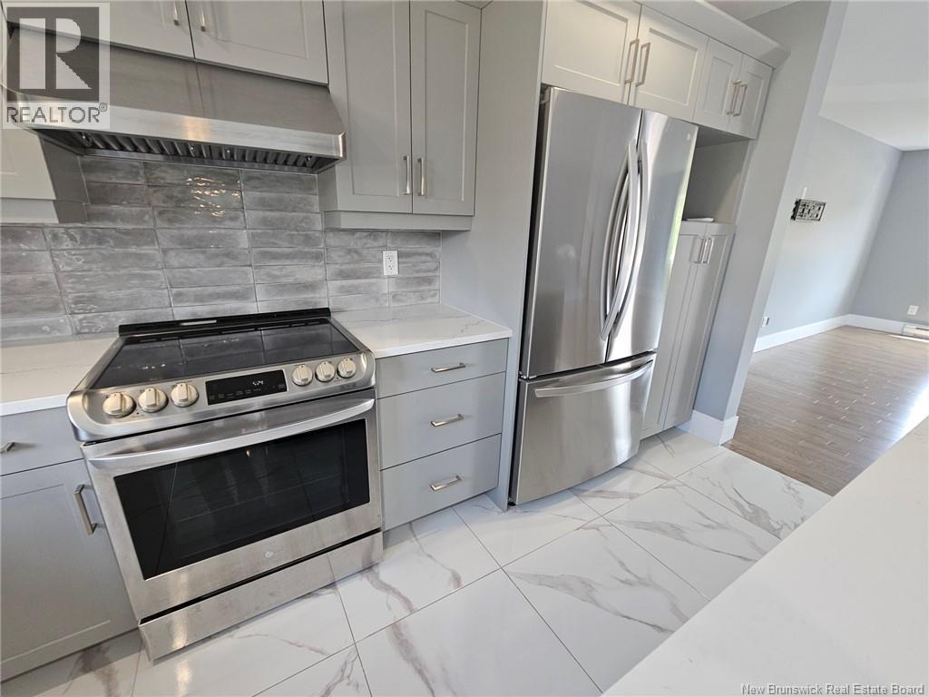 94 Salengro Crescent - 4