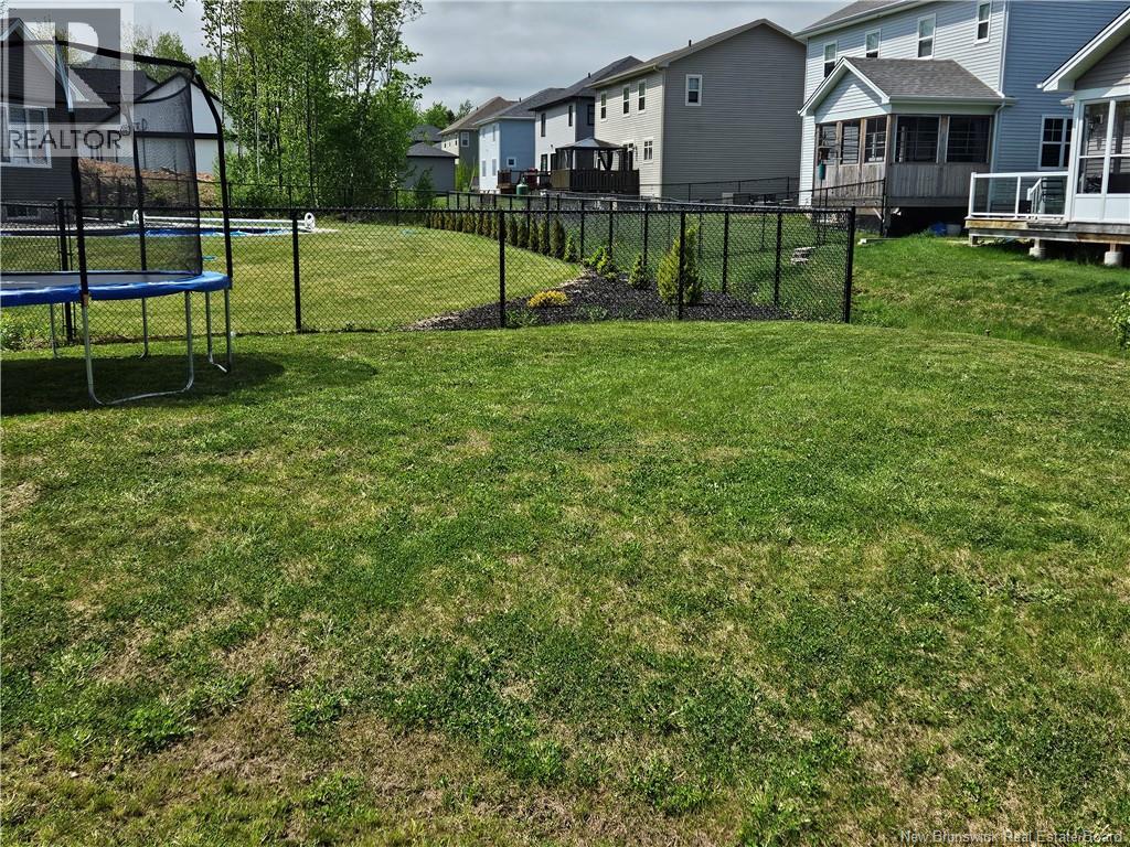94 Salengro Crescent - 48