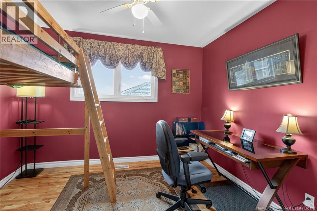 78 Henderson Avenue - 17