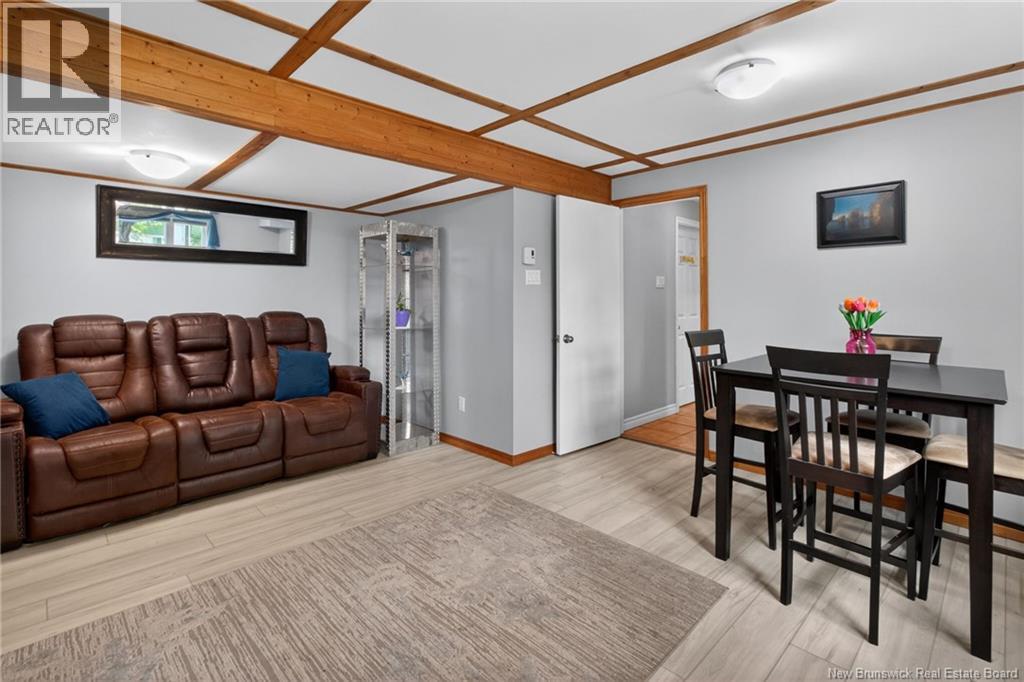 78 Henderson Avenue - 26