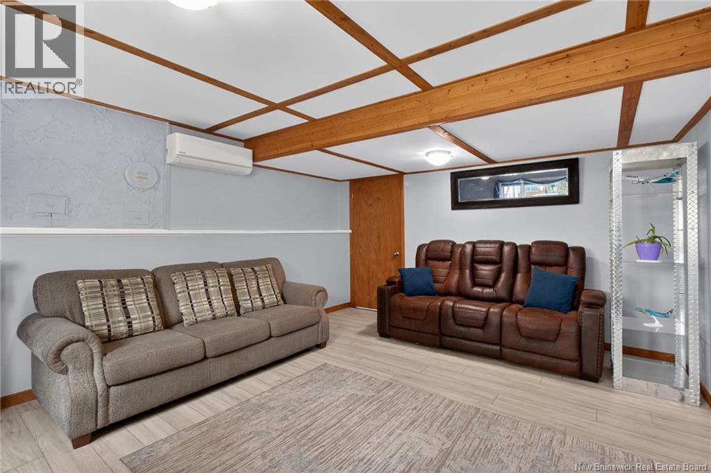 78 Henderson Avenue - 25