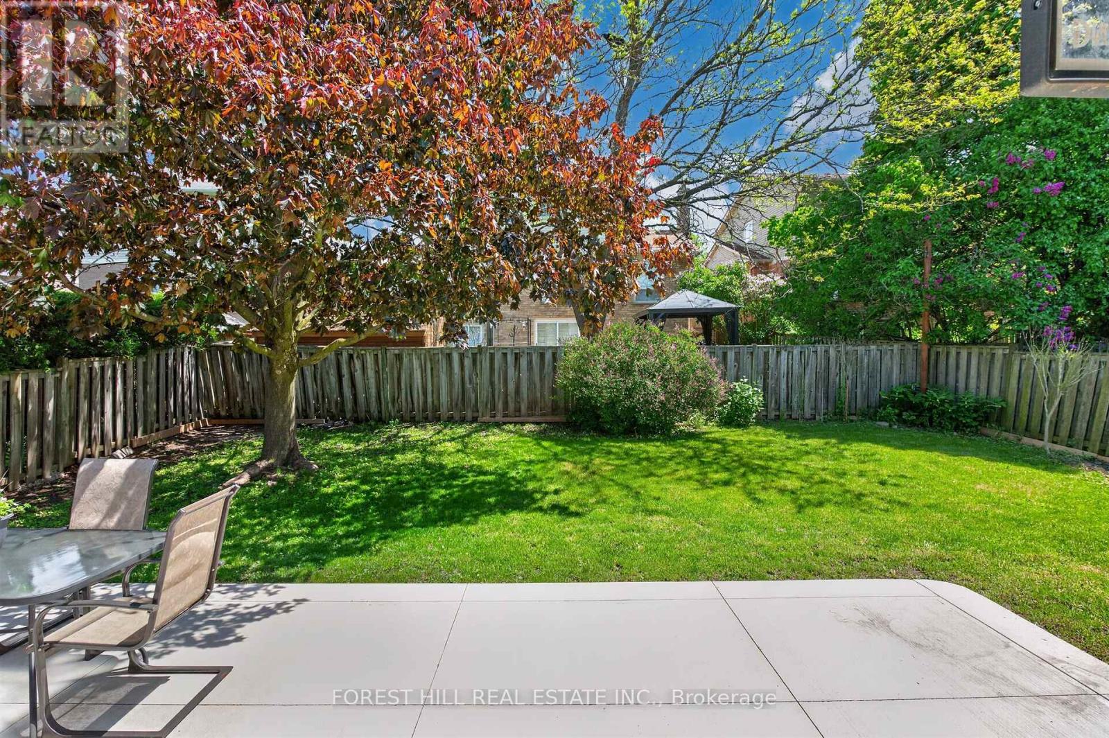 51 WINSTON CRESCENT - 30