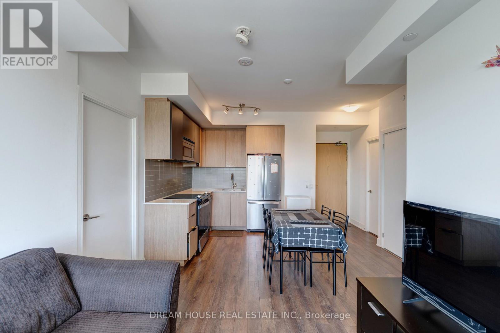 #1011 1350 ELLESMERE ROAD - 8
