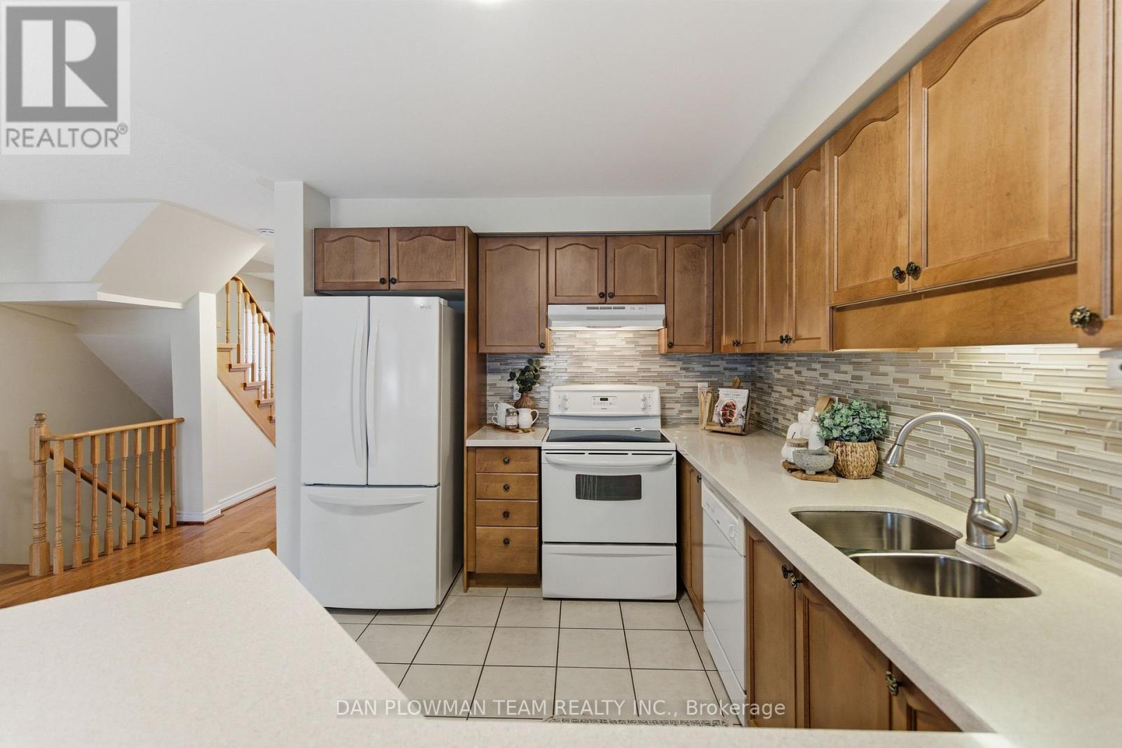 19 DAVIDSON STREET - 7
