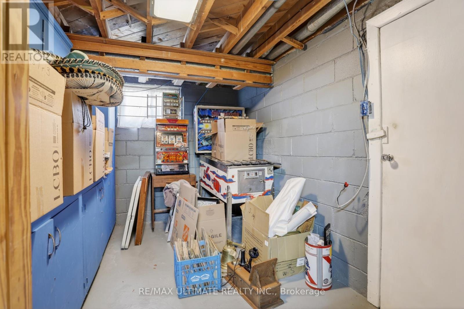 1494 DANFORTH ROAD - 40