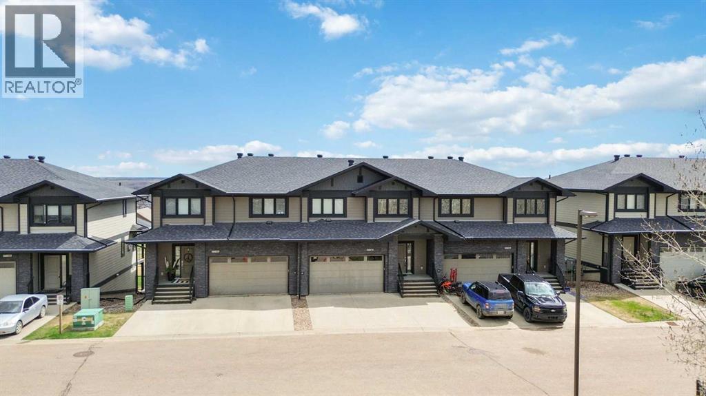 #14 208 SPARROW HAWK Drive - 29