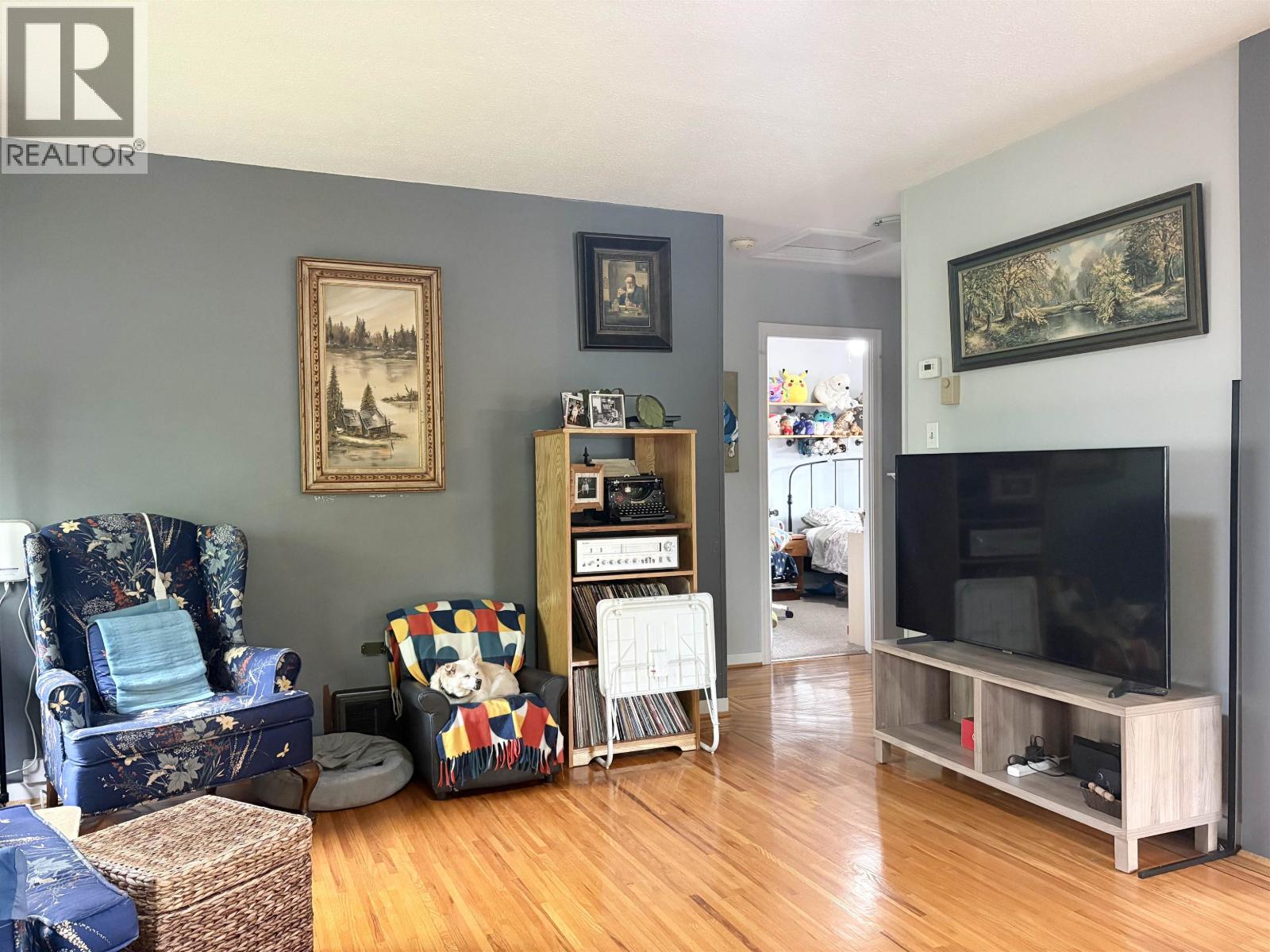 Photo 10 of 25 — 1505 HEMLOCK STREET · Prince George, BC
