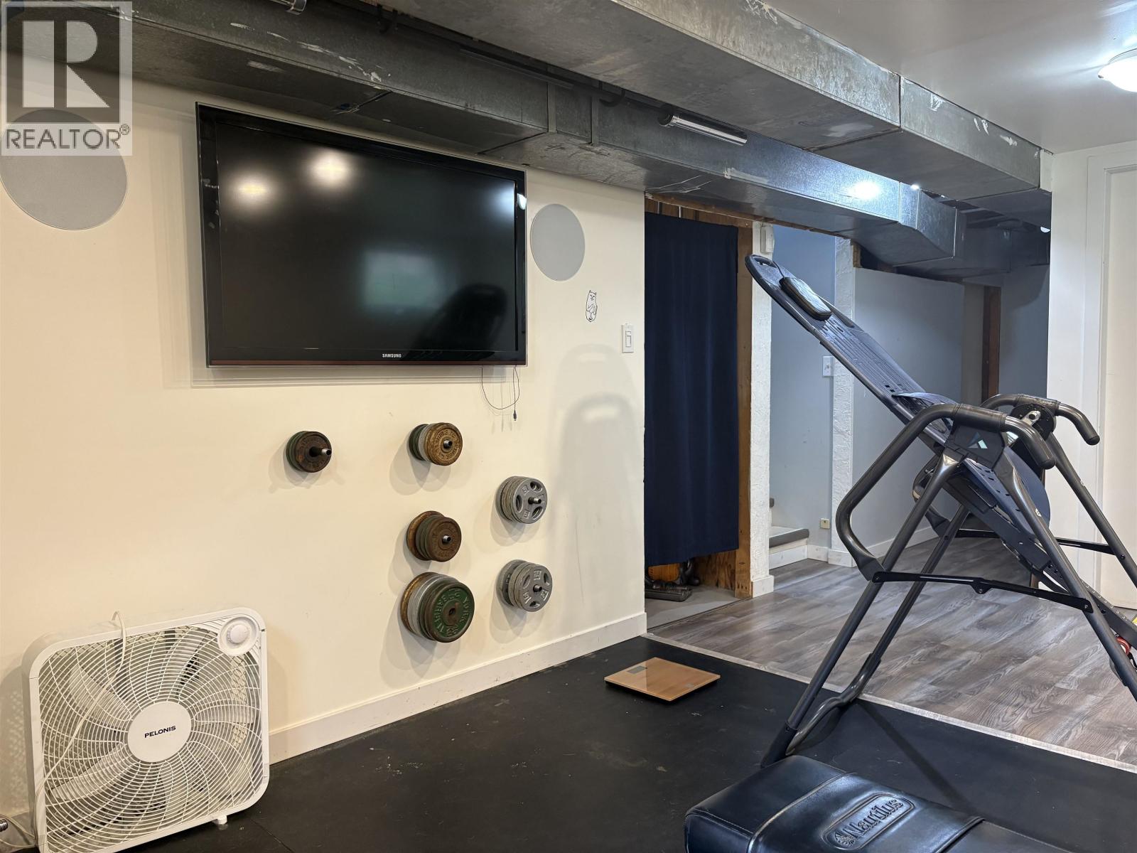 1505 HEMLOCK STREET - 17