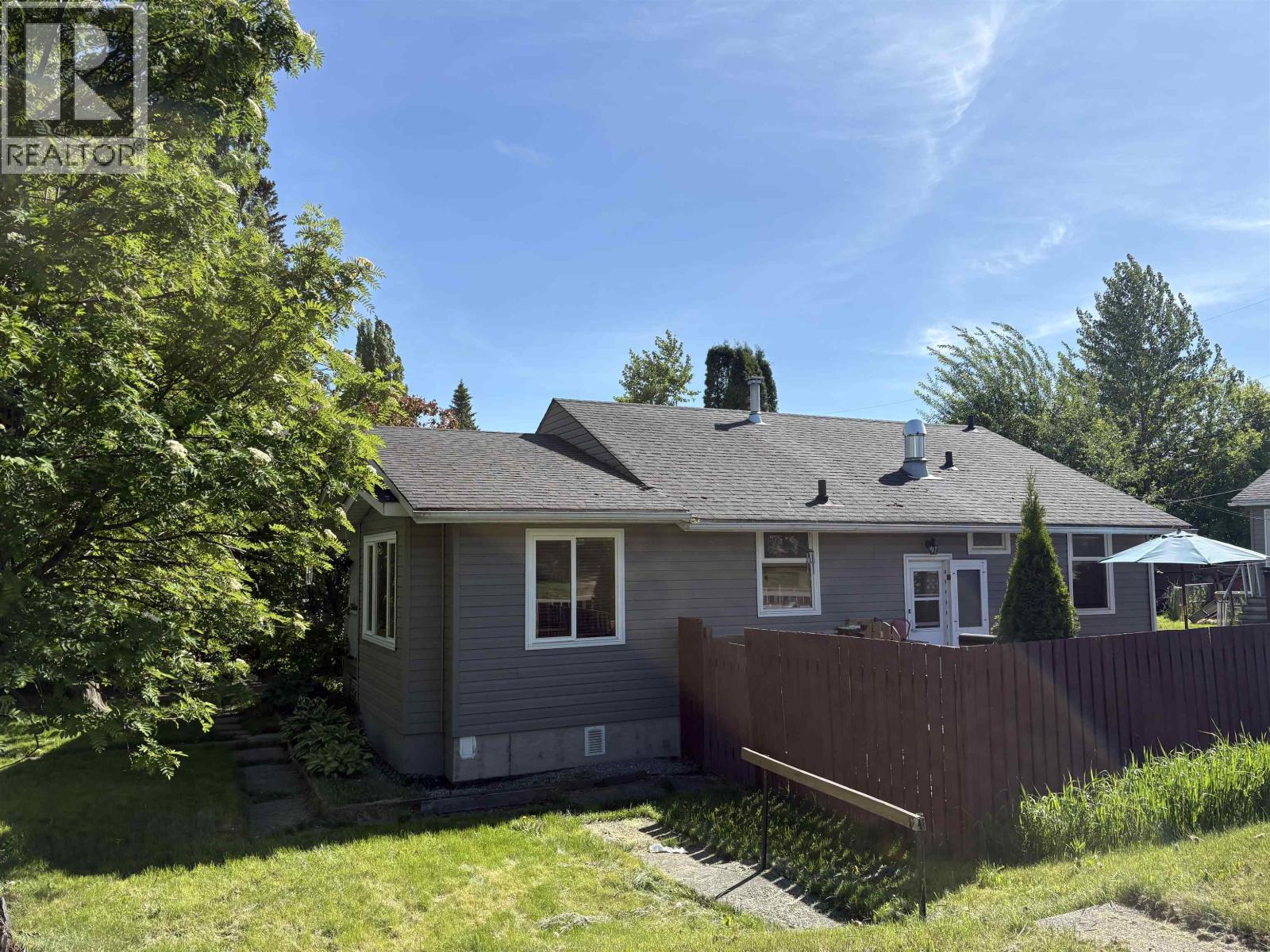 1505 HEMLOCK STREET - 24