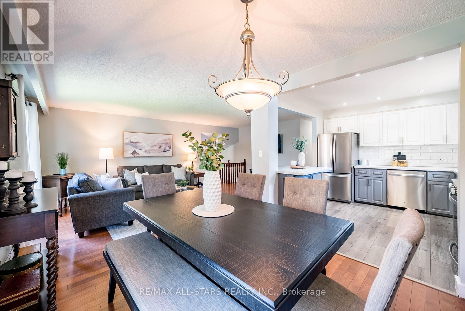 77 DORMAN DRIVE - 17