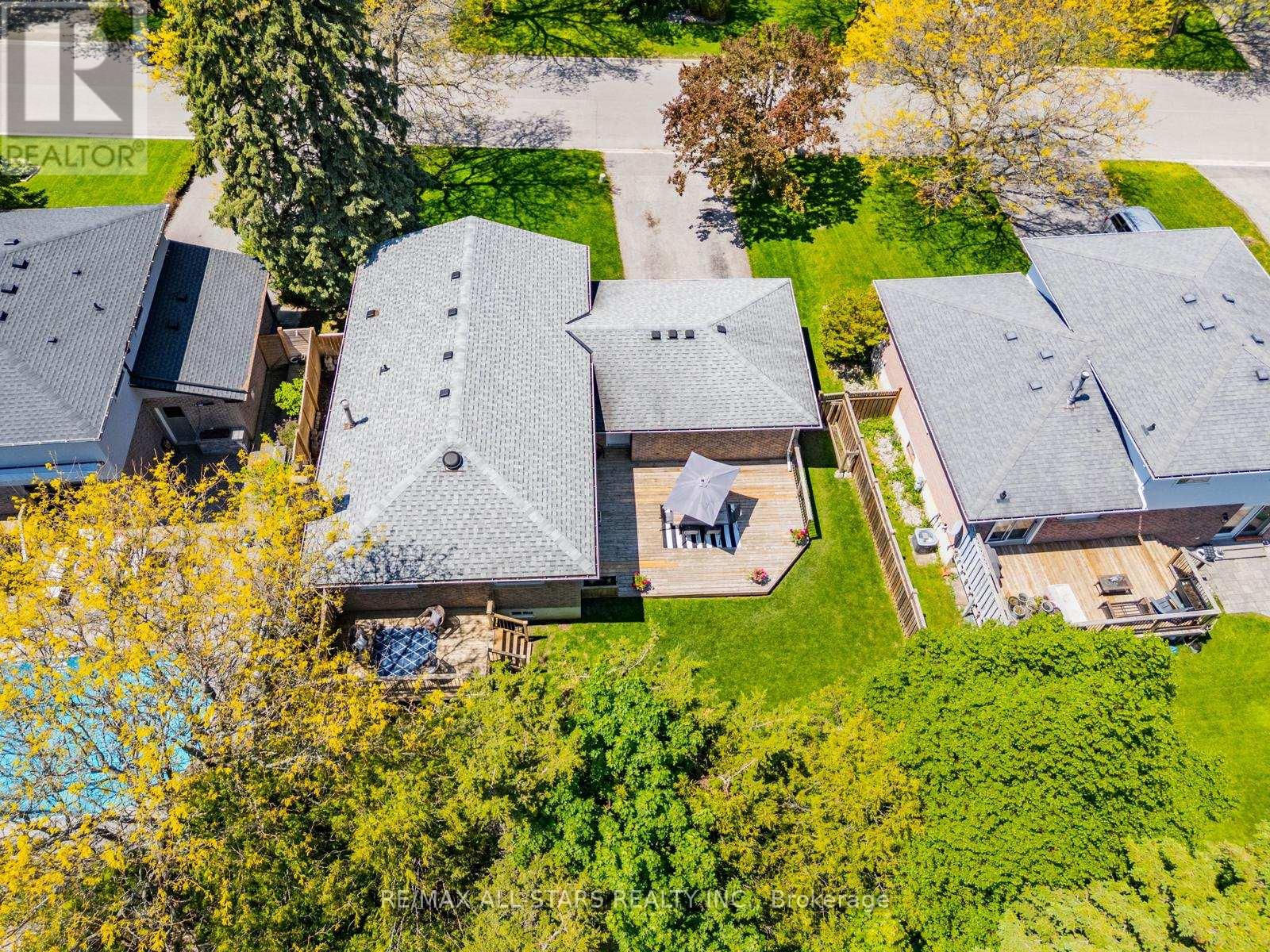77 DORMAN DRIVE - 48