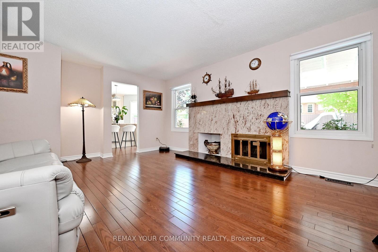 48 HASKELL CRESCENT - 10