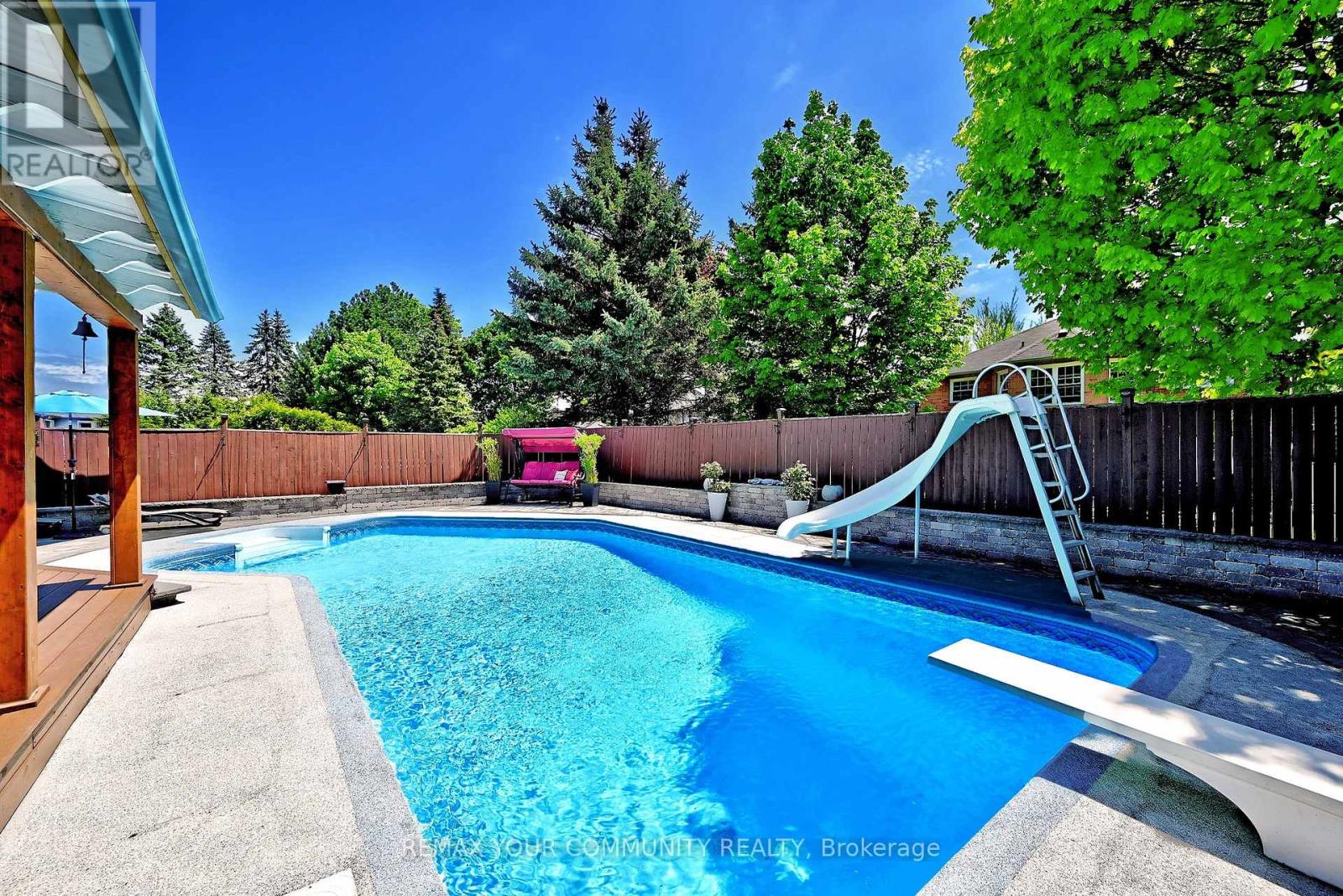 48 HASKELL CRESCENT - 22