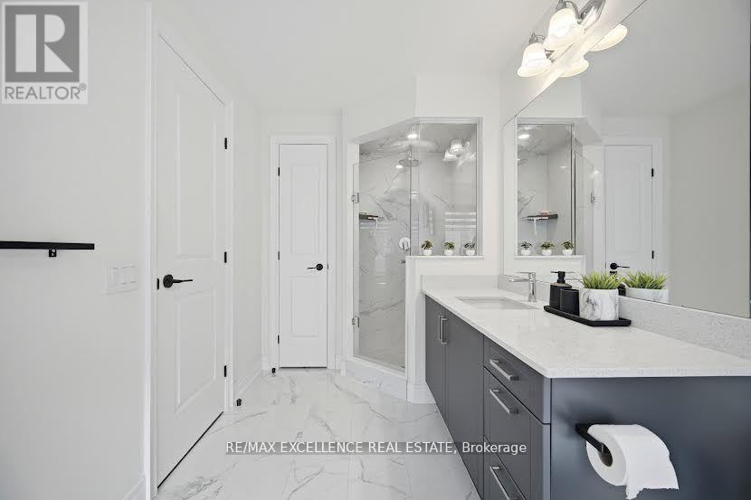 67 DRIZZEL CRESCENT - 24