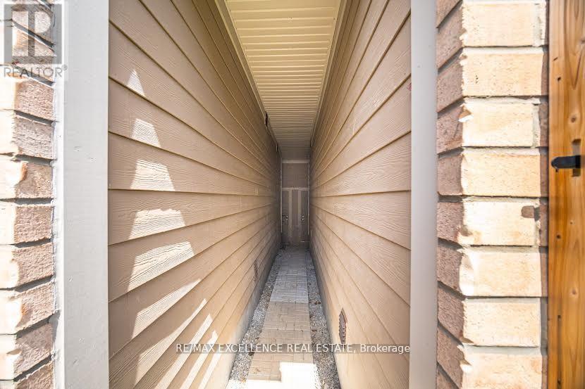67 DRIZZEL CRESCENT - 33
