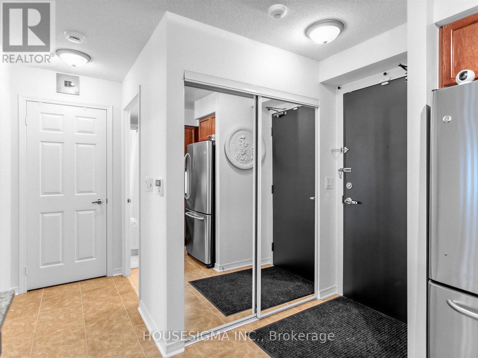#1109 185 ONEIDA CRESCENT - 13