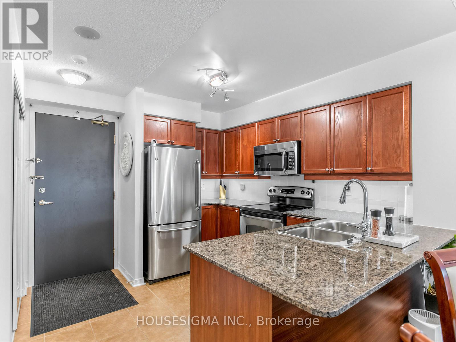 #1109 185 ONEIDA CRESCENT - 2