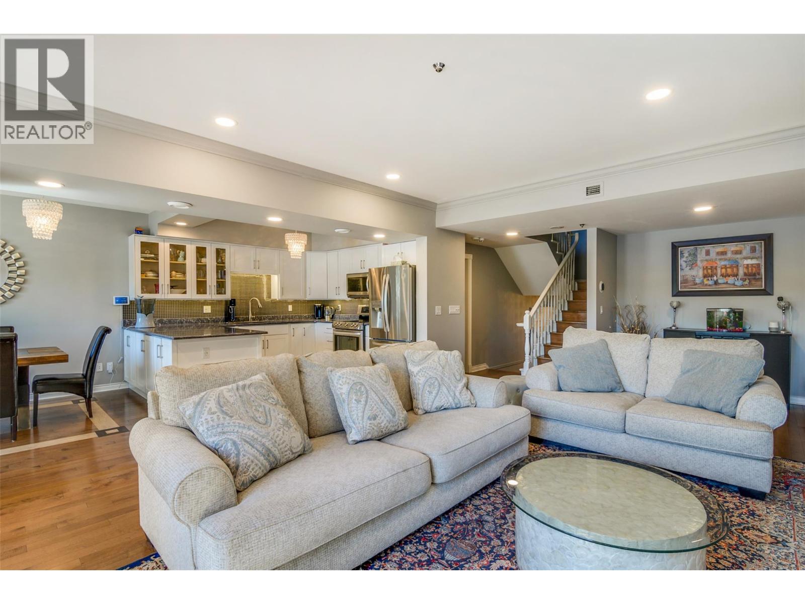 #115 1156 Sunset Drive - 9