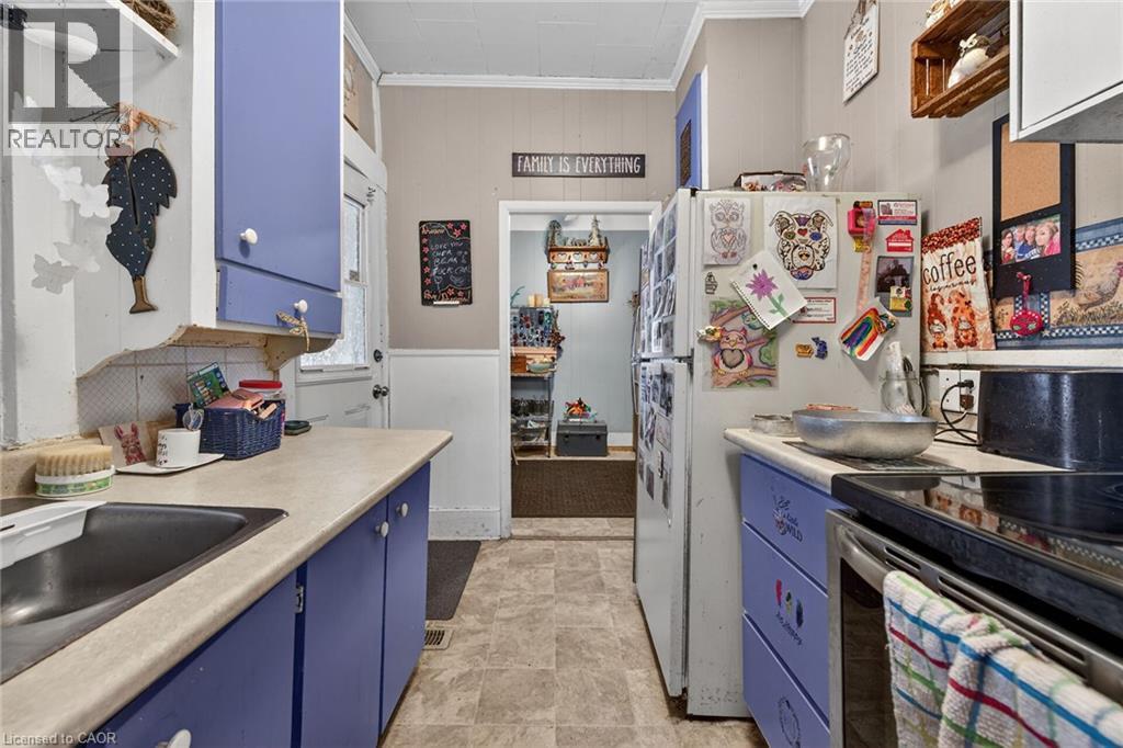 #A&B 18 KING Street - 34