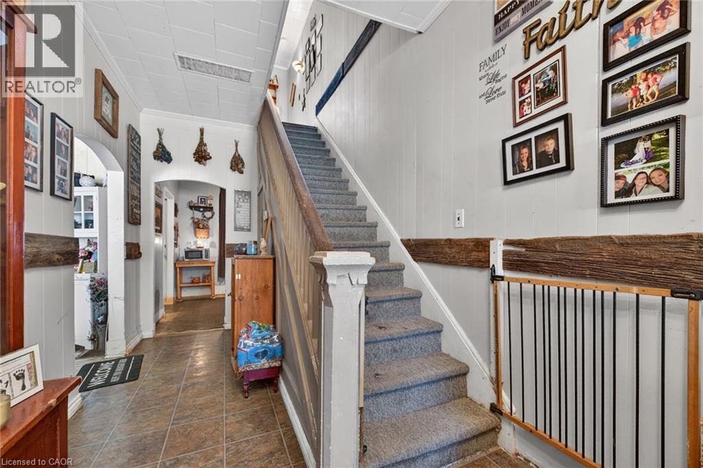 #A&B 18 KING Street - 35