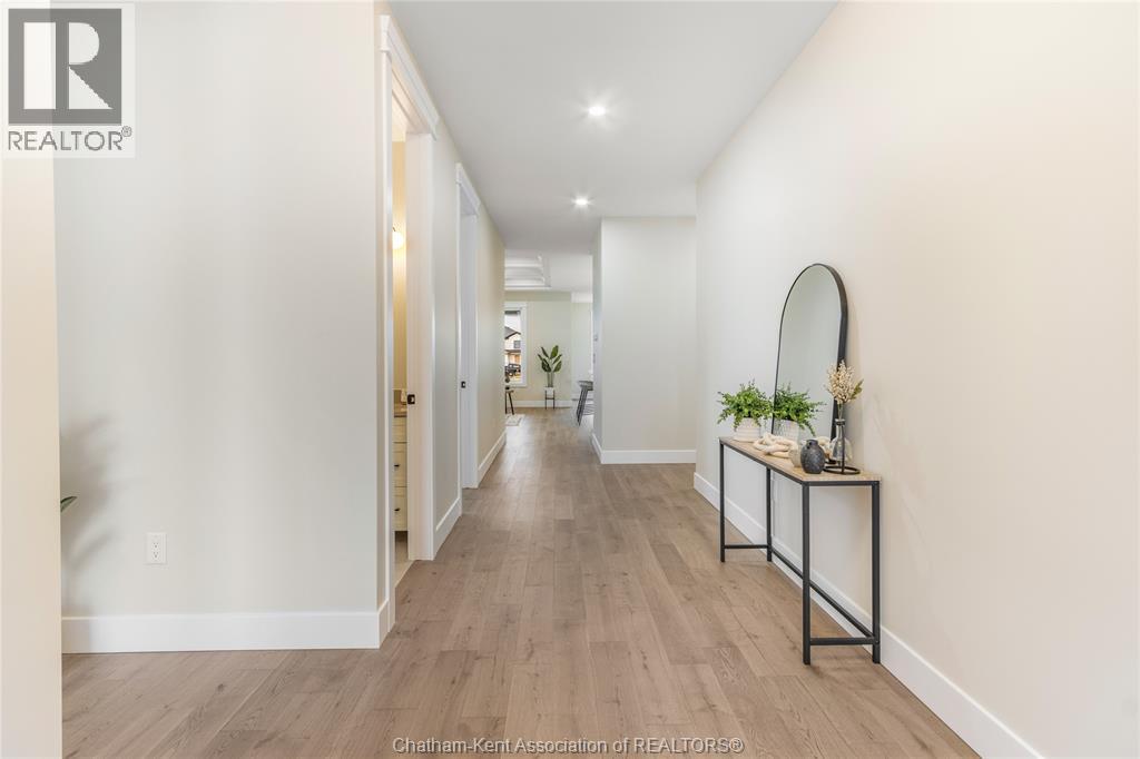 119 BLOOMINGTON WAY - 9