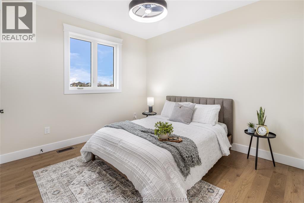 119 BLOOMINGTON WAY - 33