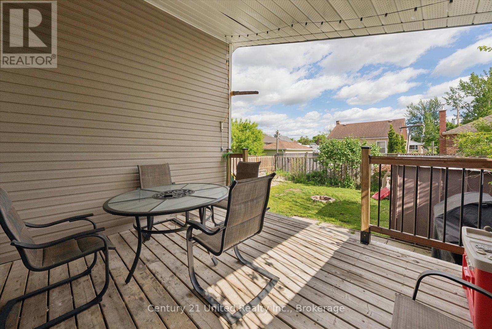665 FRANK STREET - 37