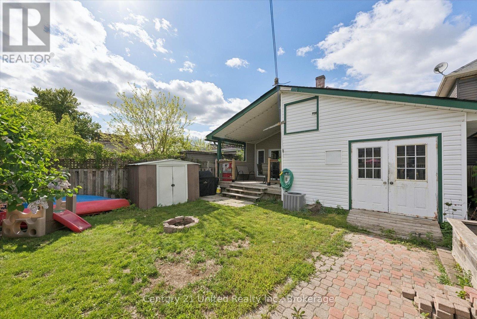 665 FRANK STREET - 39