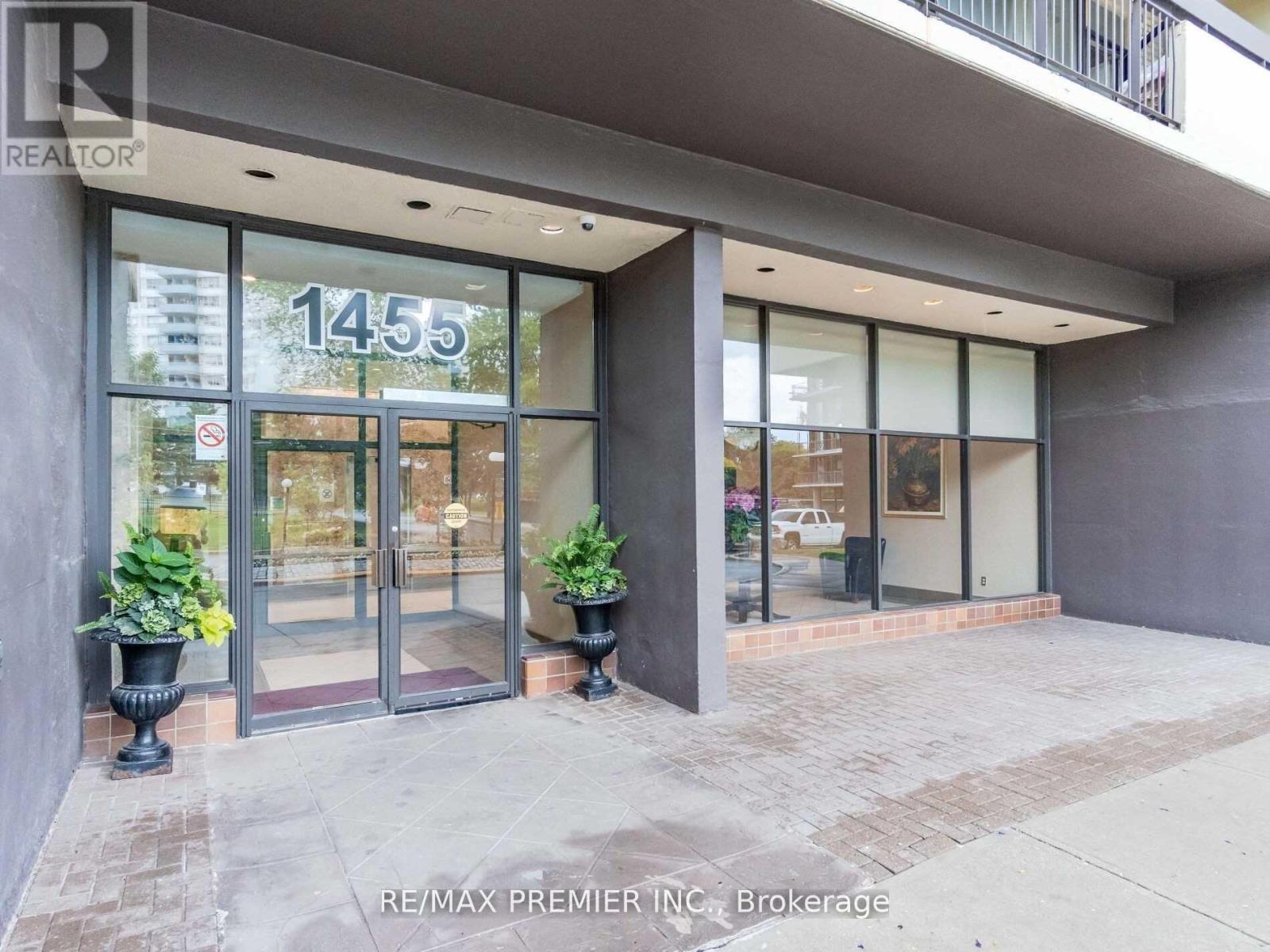 #2004 1455 LAWRENCE AVENUE W - 2