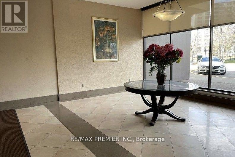 #2004 1455 LAWRENCE AVENUE W - 5