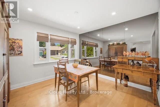 37 ARCHIBALD STREET - 16