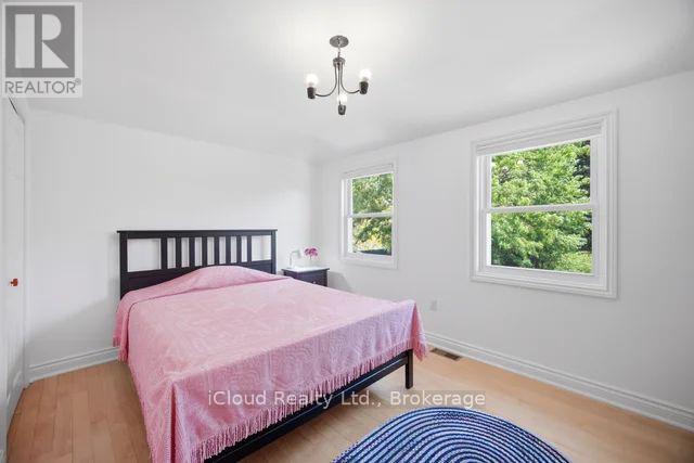 37 ARCHIBALD STREET - 25