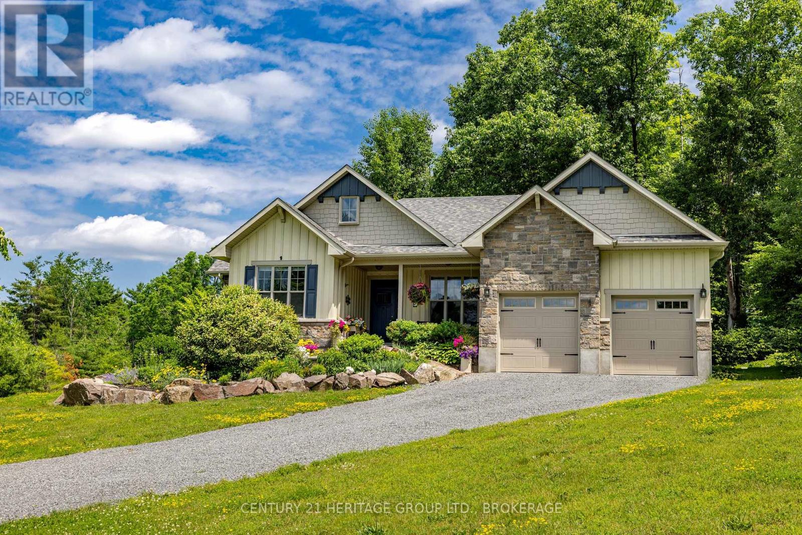 1071 CRANBERRY COVE LANE - Image 2