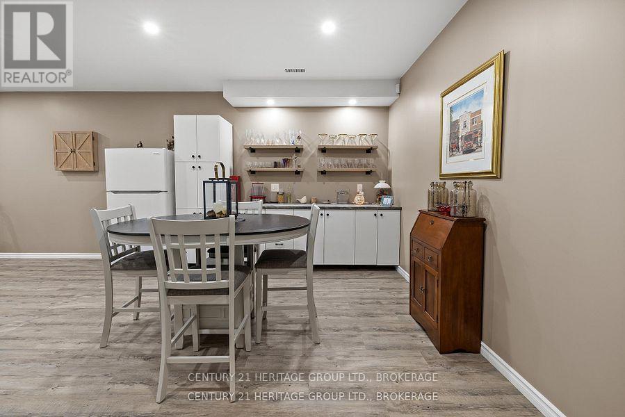 1071 CRANBERRY COVE LANE - 30