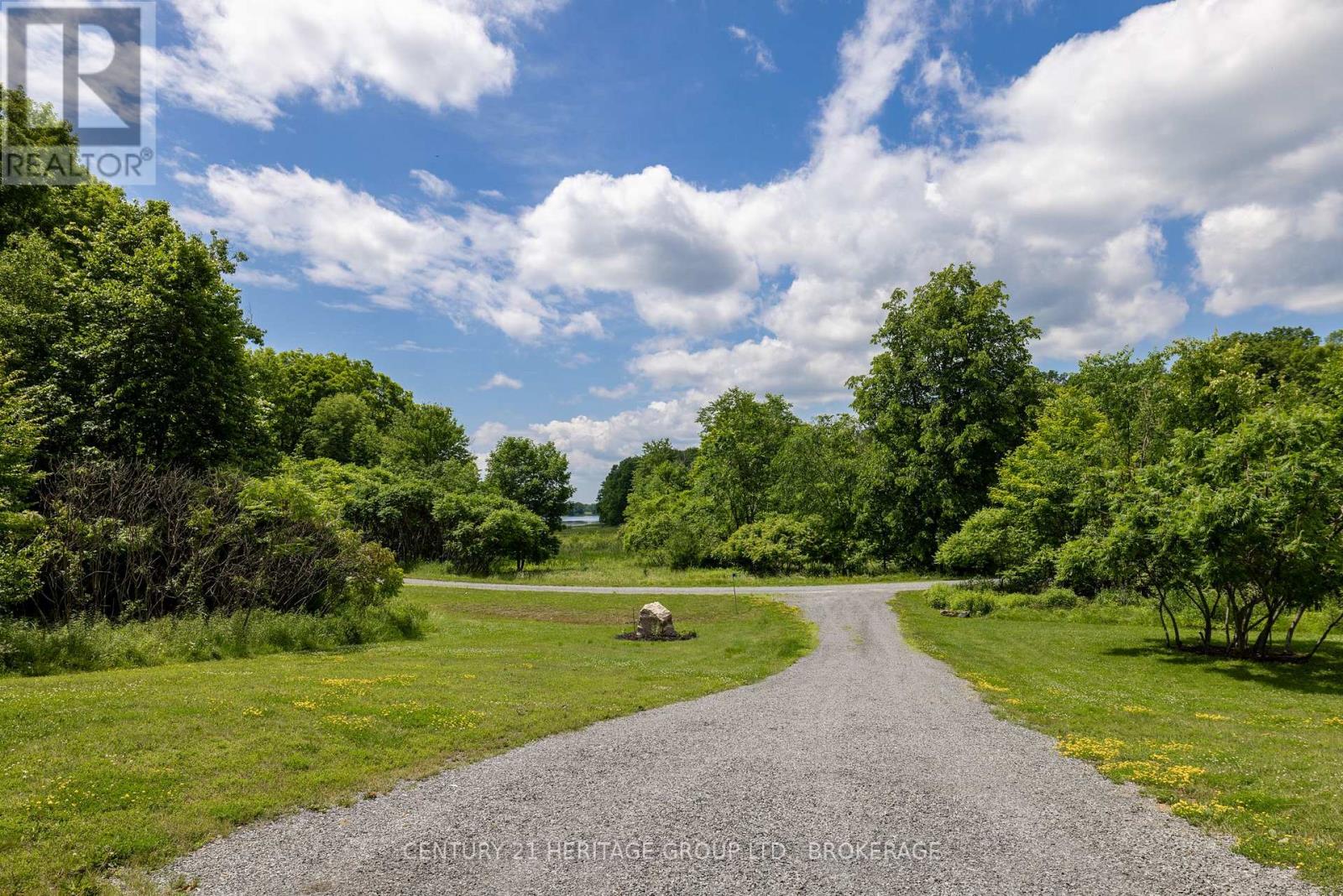 1071 CRANBERRY COVE LANE - 43
