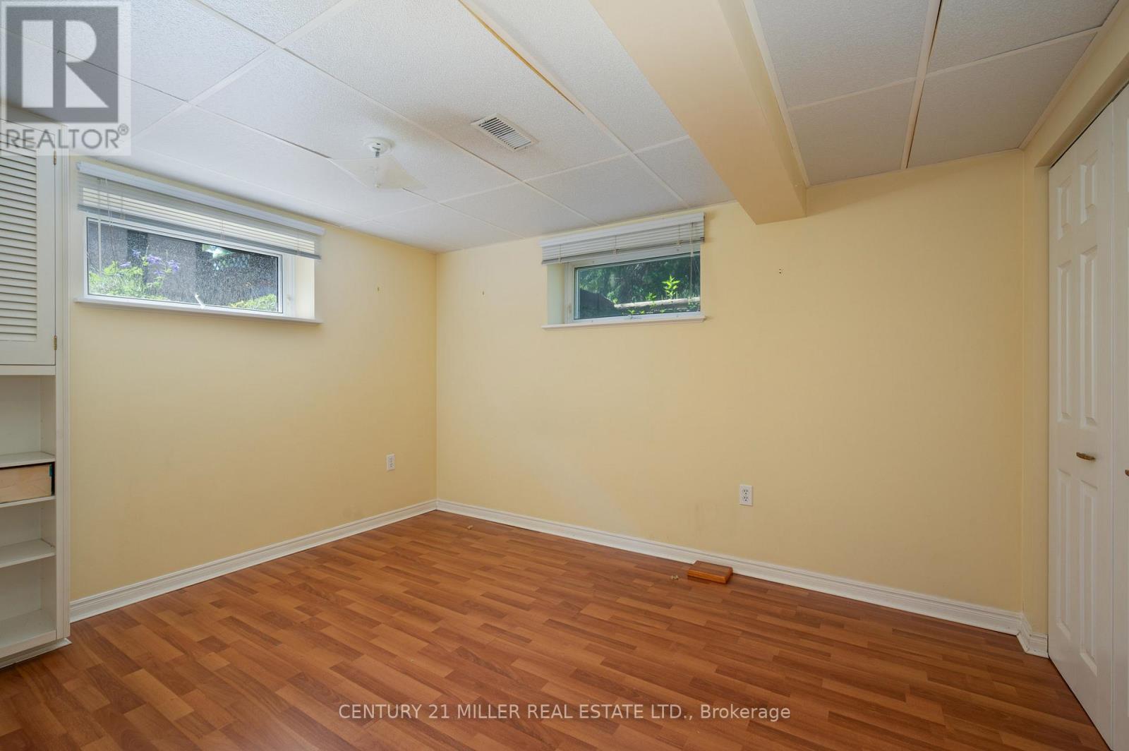 1304 AVON CRESCENT - 18
