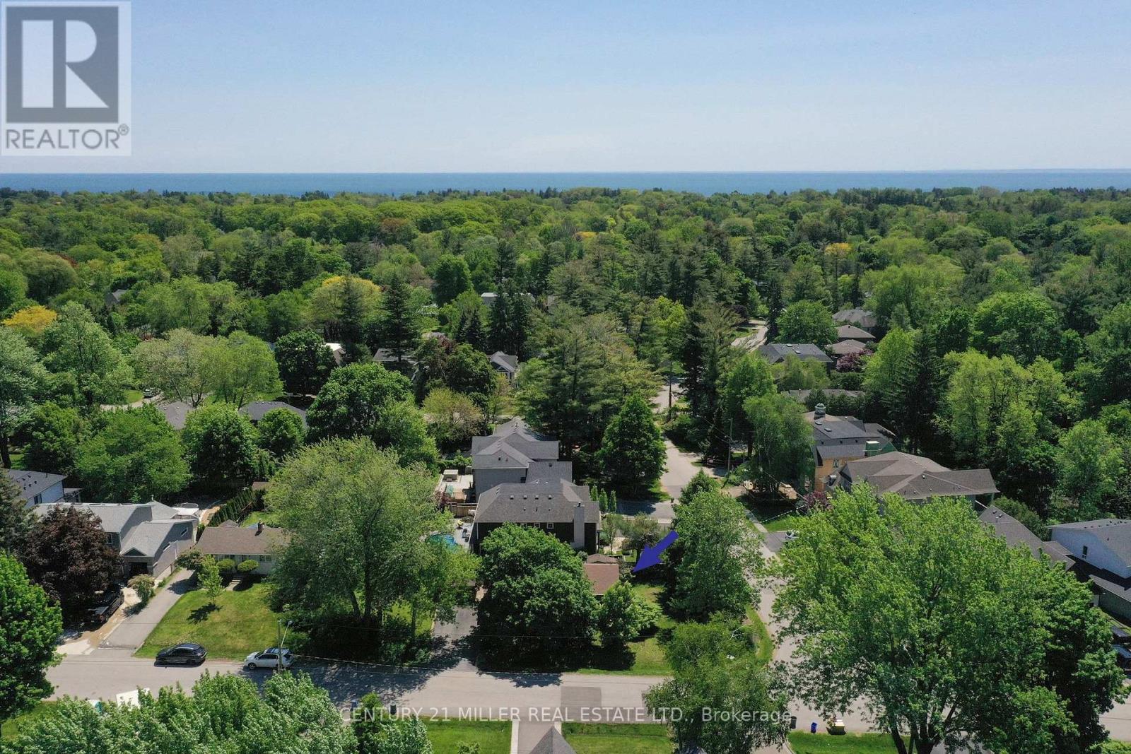1304 AVON CRESCENT - 2