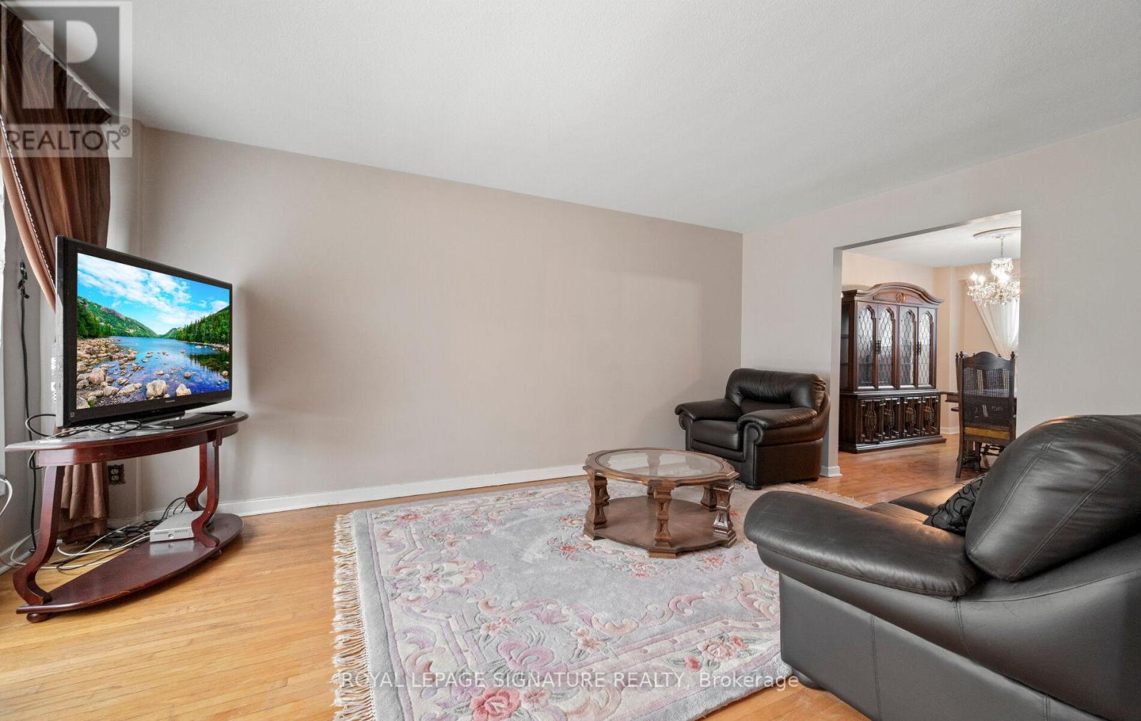 1142 ALEXANDRA AVENUE - 4
