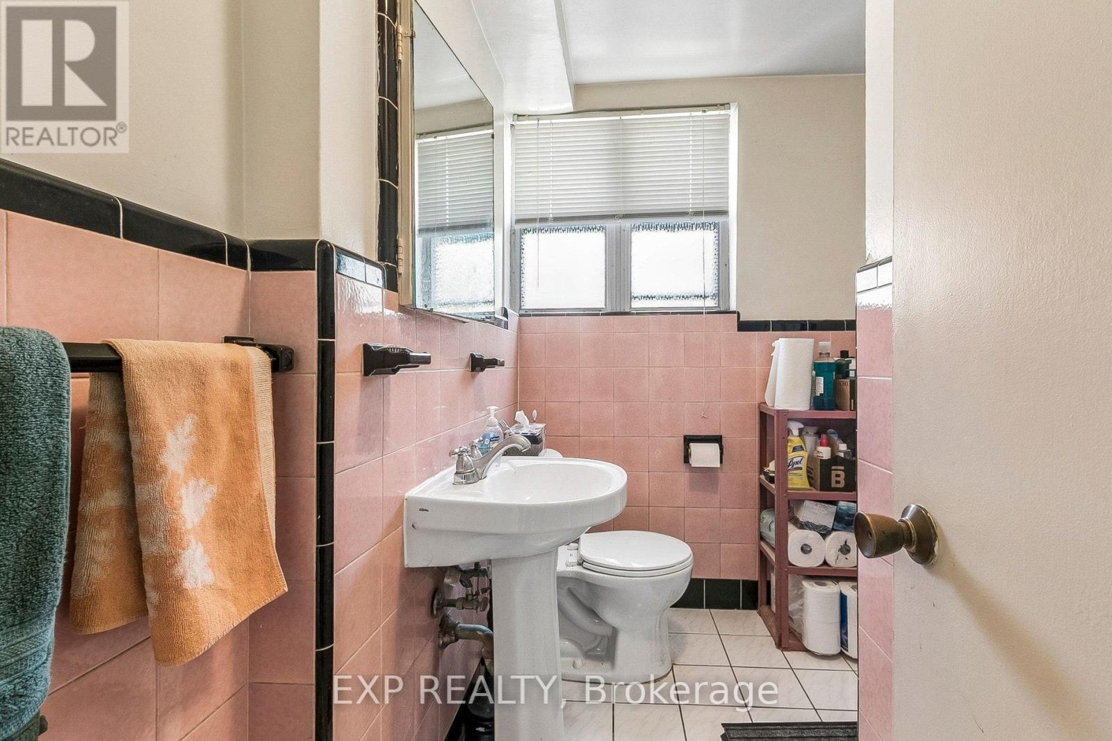 51 PLAYFAIR AVENUE - 20