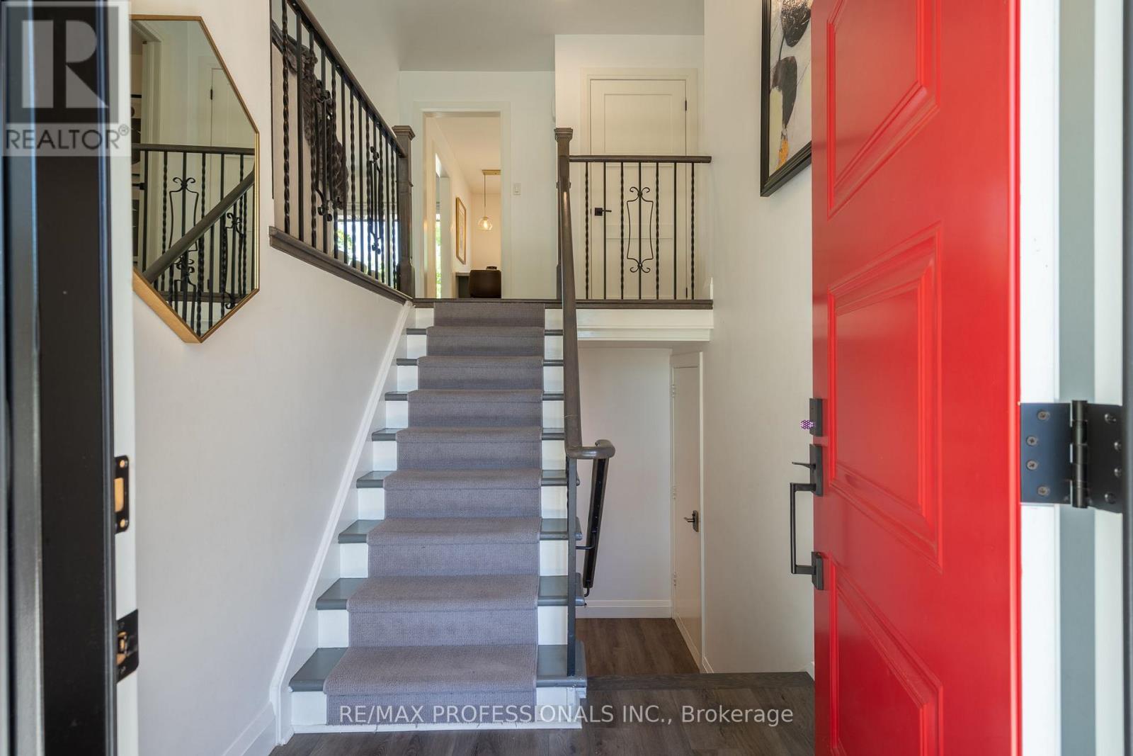 3125 RIVERVIEW STREET - 2