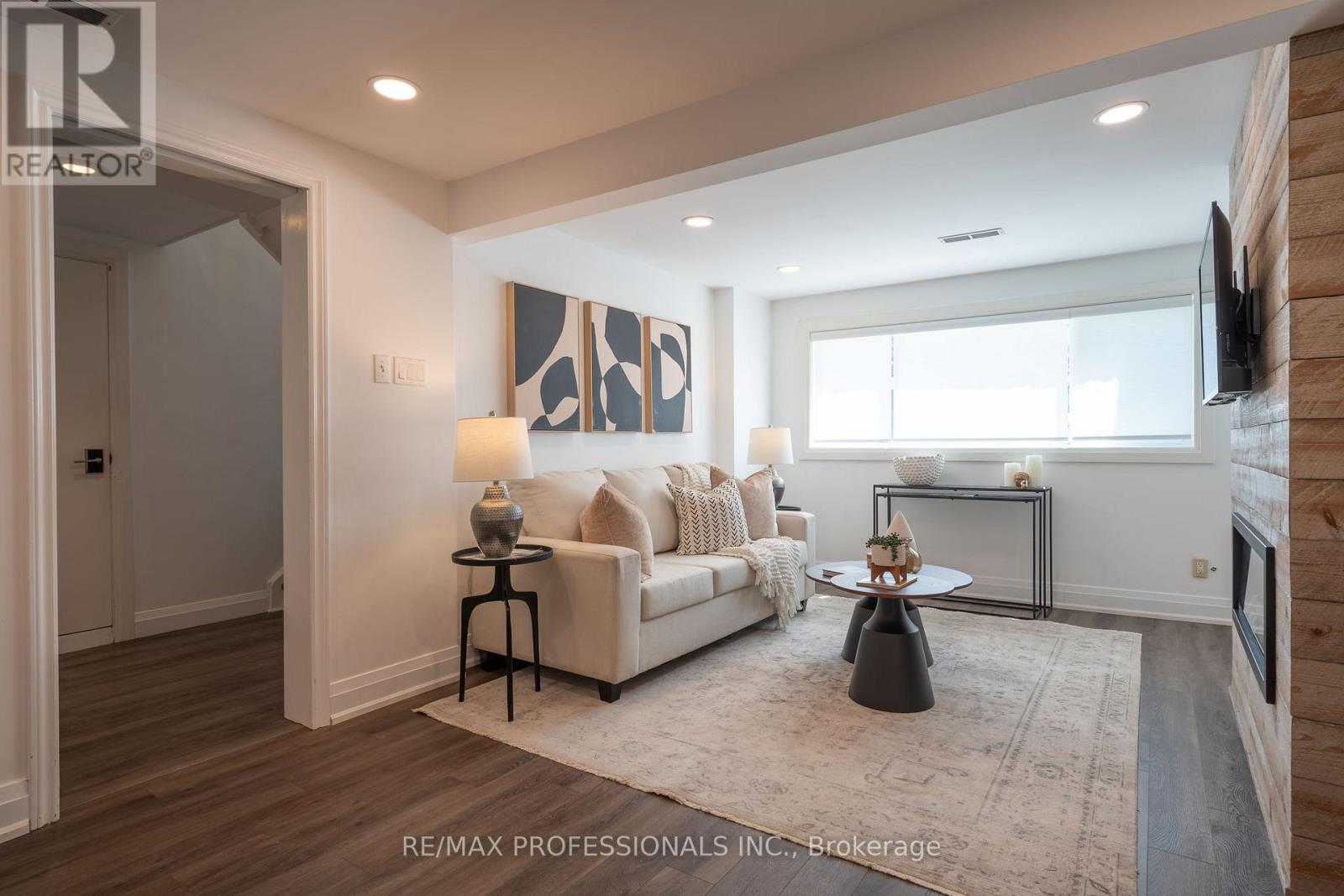 3125 RIVERVIEW STREET - 21