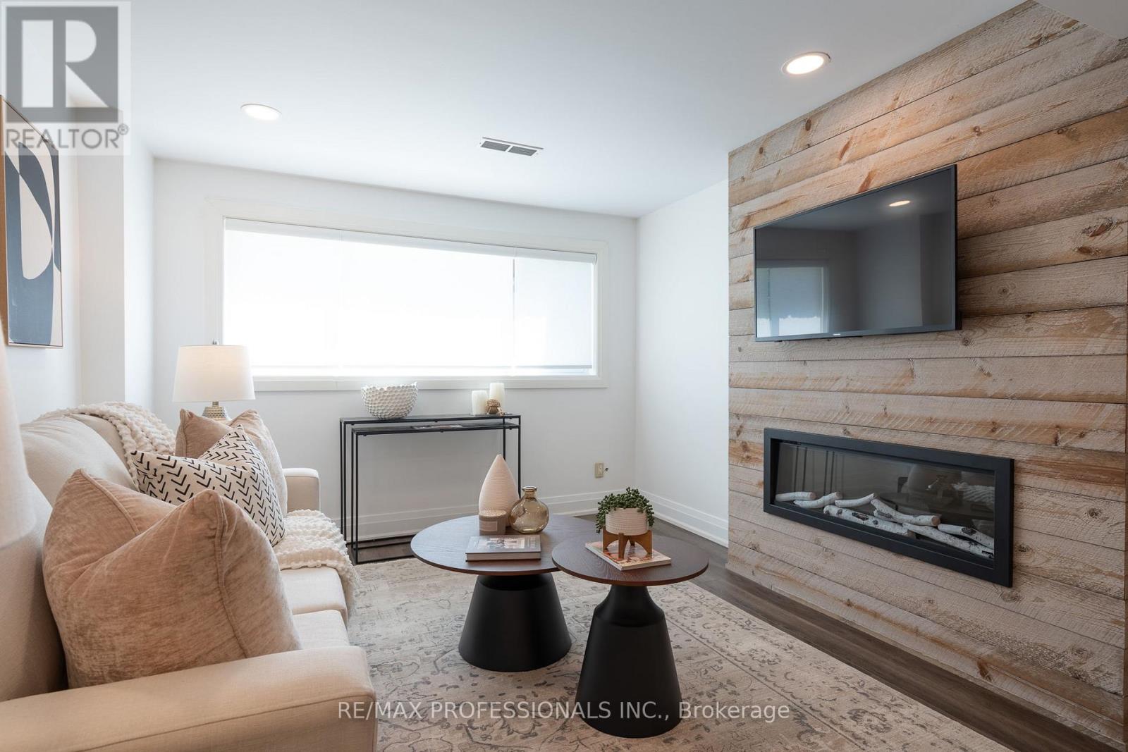 3125 RIVERVIEW STREET - 22