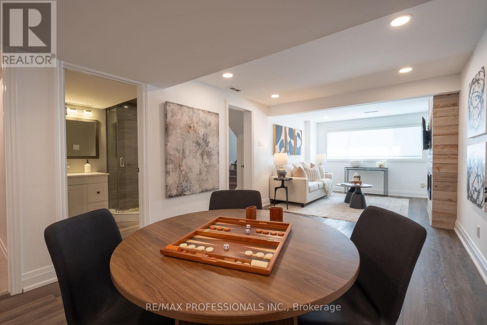 3125 RIVERVIEW STREET - 24