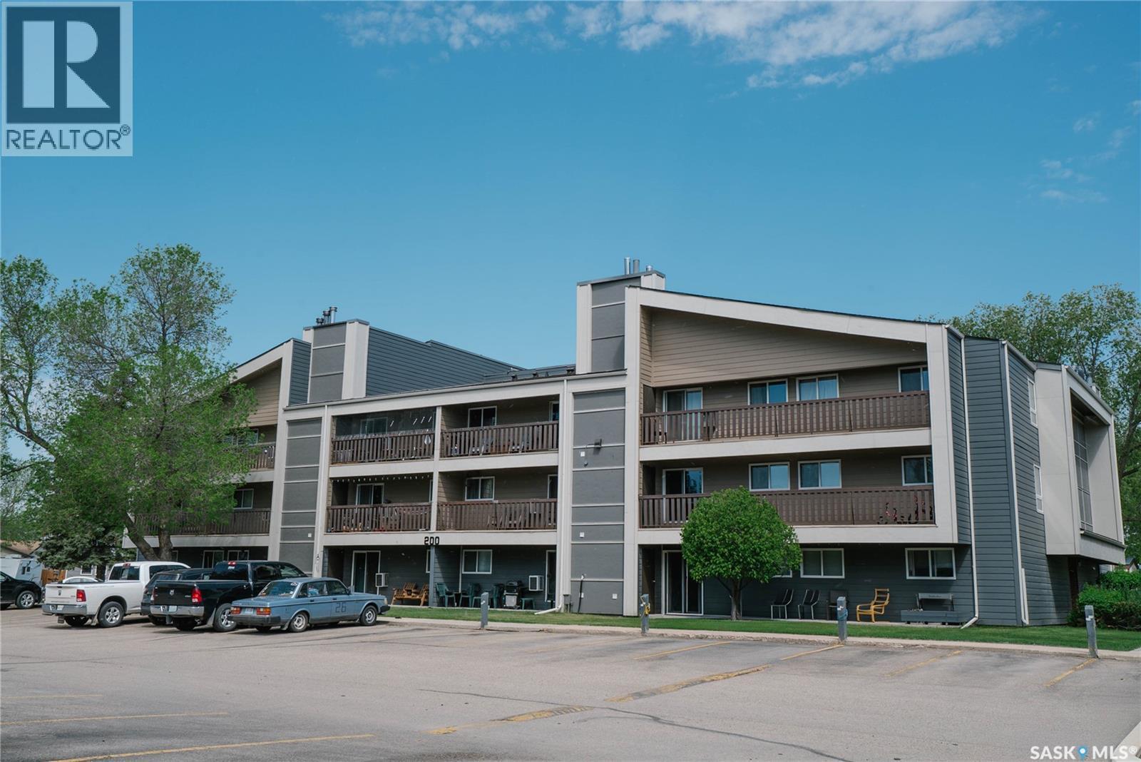 #235 510 Prairie AVENUE - 2