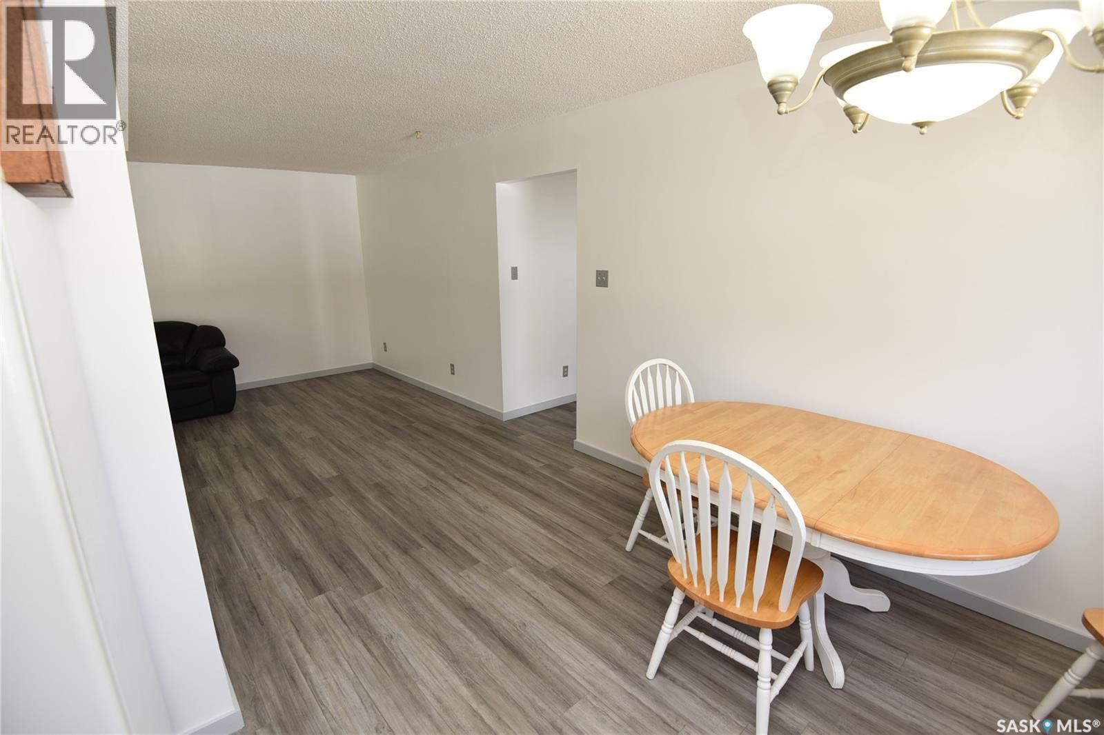 409 Nipawin ROAD E - 8