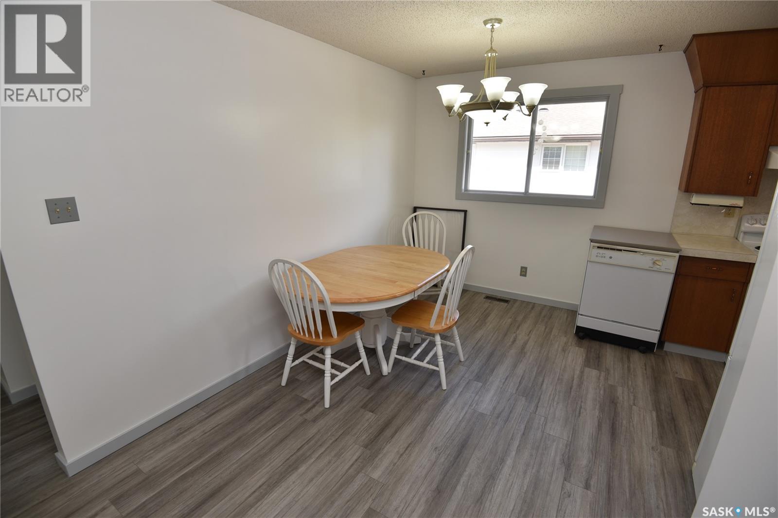 409 Nipawin ROAD E - 9