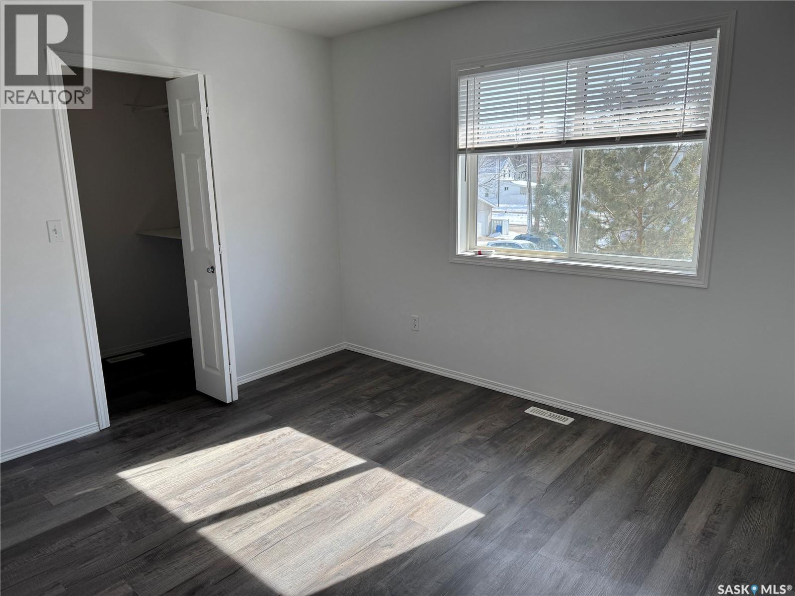 #2 802 K AVENUE N - 16