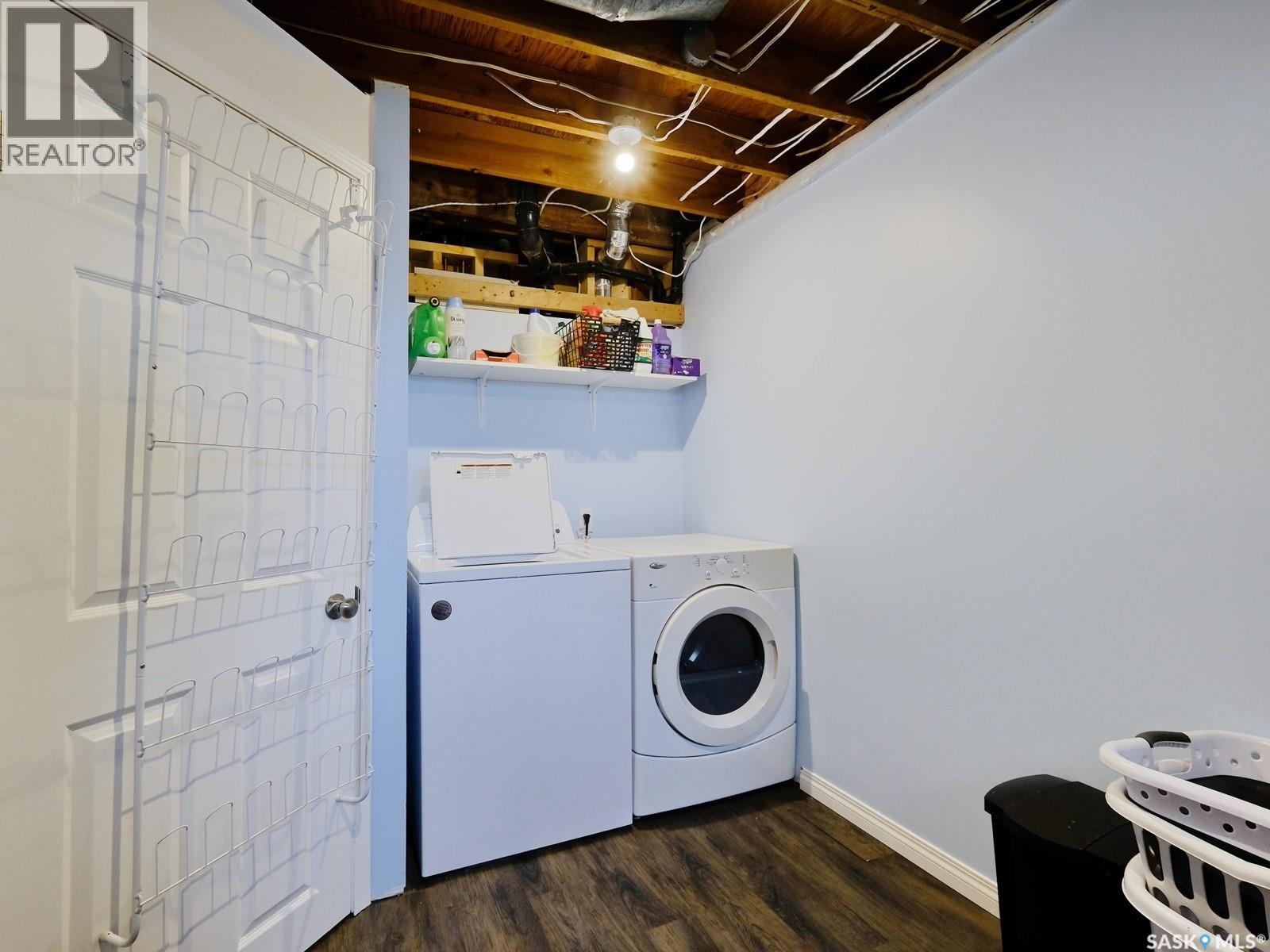 302 7th STREET E - 33