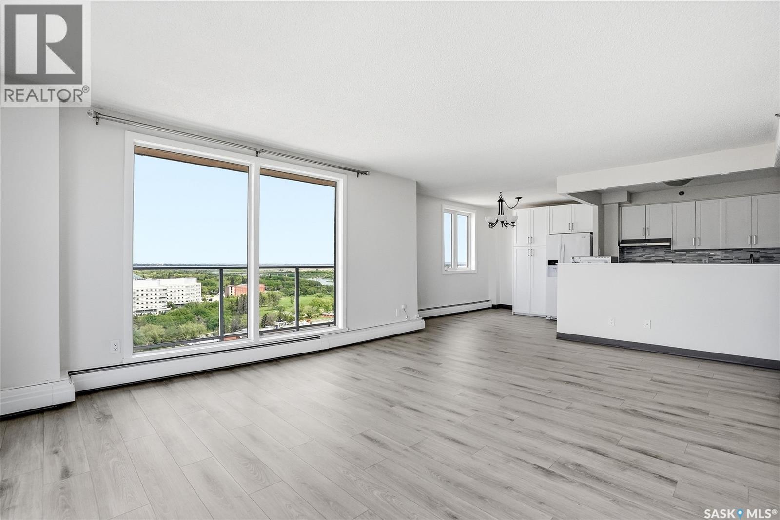 #2102 320 5th AVENUE N - 12